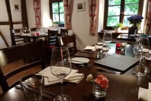 1463 Restaurant und Apartmenthaus