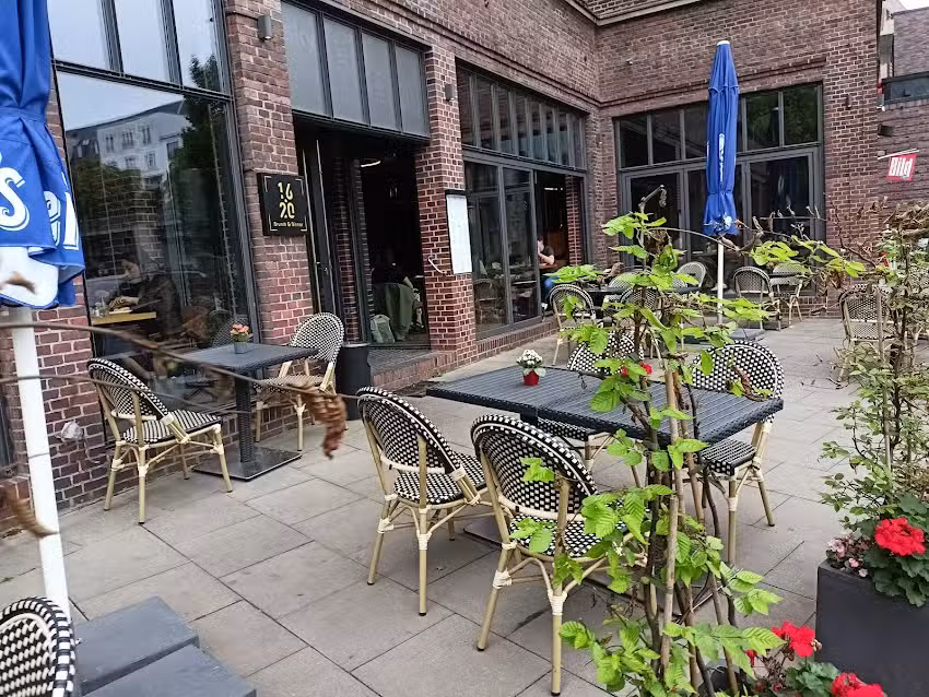 1620 Brunch & Dinner