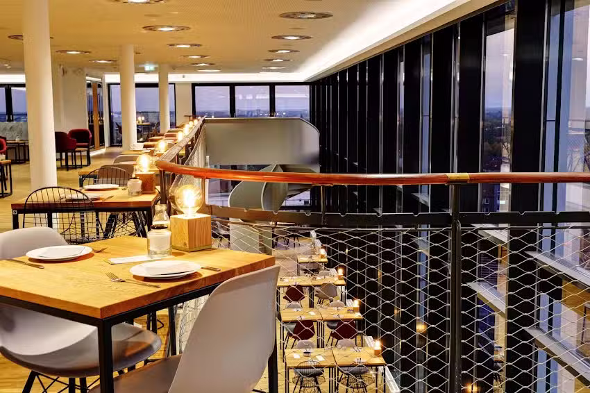 1648 CAF&Eacute; | LOUNGE | GASTRONOMIE
