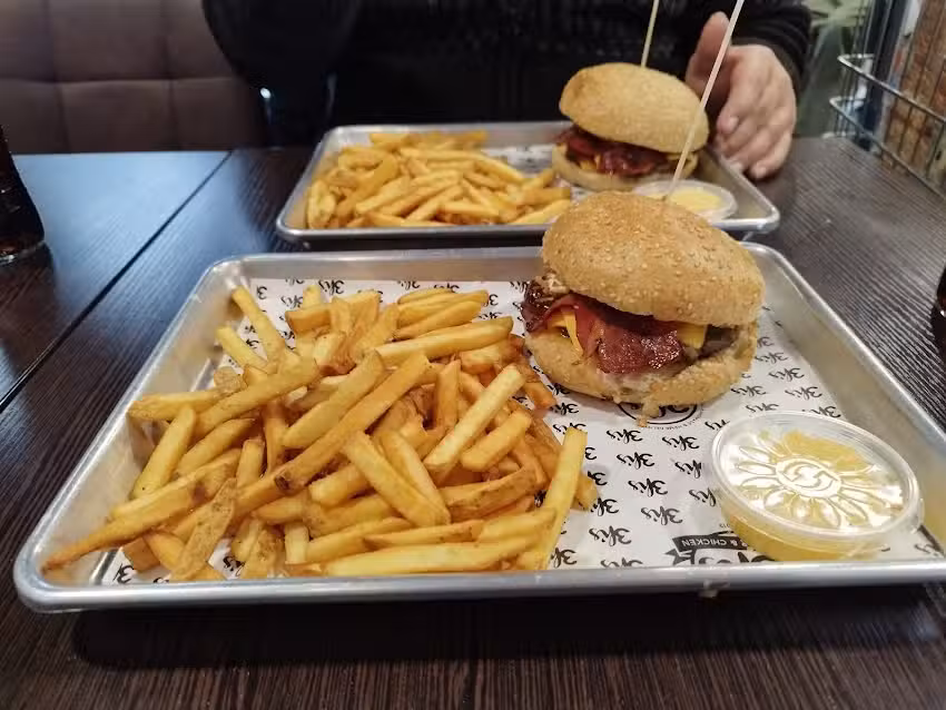 3h&lsquo;s Burger & Chicken M&uuml;lheim-K&auml;rlich