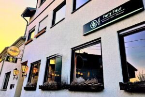 &rsquo;44 Forty Four ● Feldkirchen ●