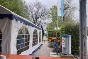Achims Brotzeithütte