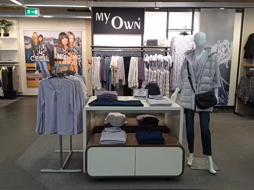 ADLER Mode Hallstadt