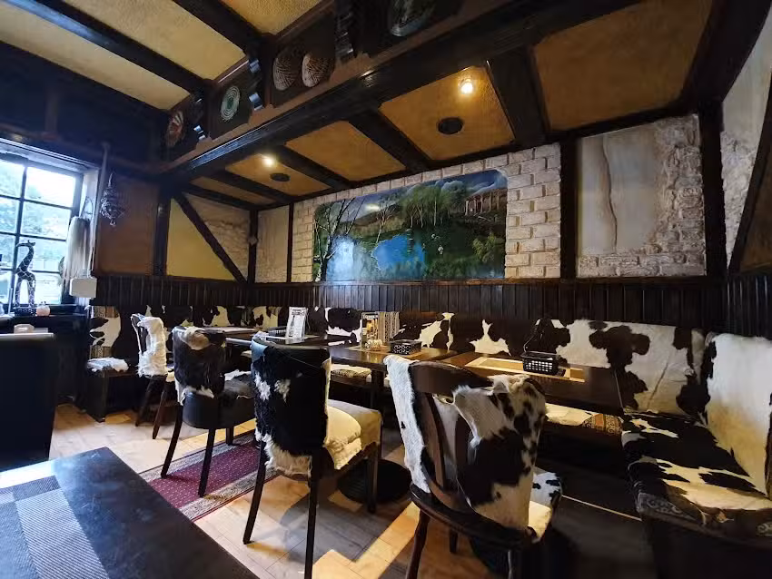 African Queen Restaurant