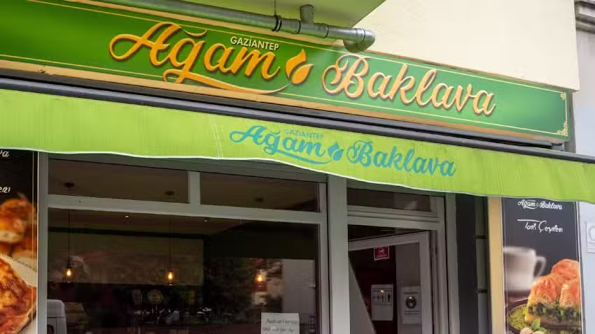 Agam Baklava