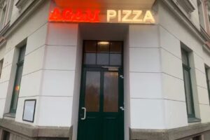 Agam Pizza