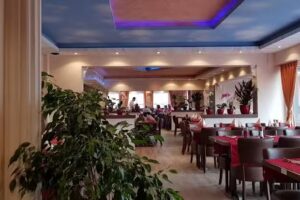 Akropolis Hotel & Restaurant