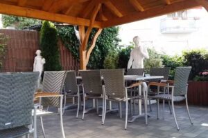 Akropolis Restaurant