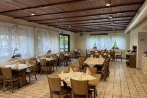 Akropolis Restaurant