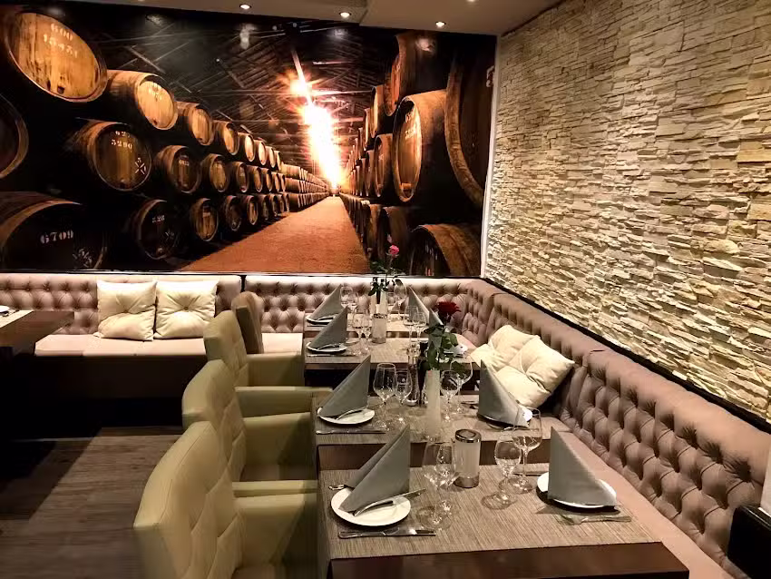 Akropolis Restaurant