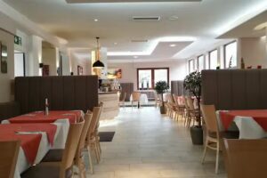 AL MAESTRO AM STAUSEE