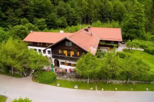 ALATSEE Hotel & Restaurant