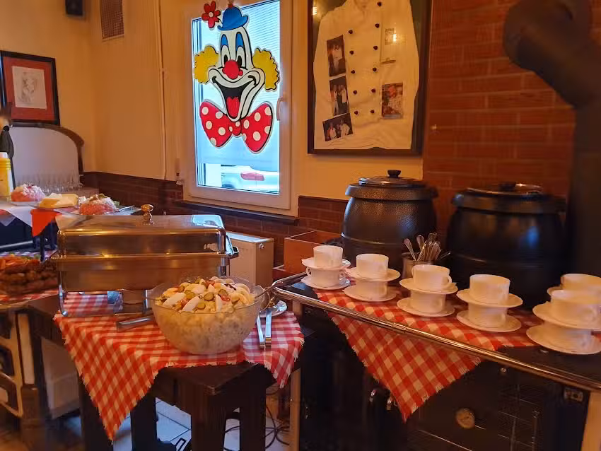 Albert&rsquo;s Dorfsch&auml;nke