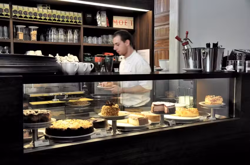 Allegretto Caf&egrave; im Neuen Museum