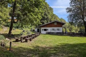 Almadlerhütte