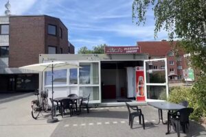 Aloms Pizzeria