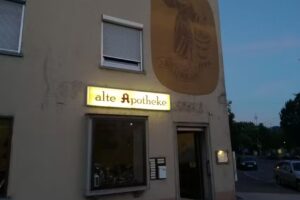 Alte Fahrschule Caf&eacute; Bar
