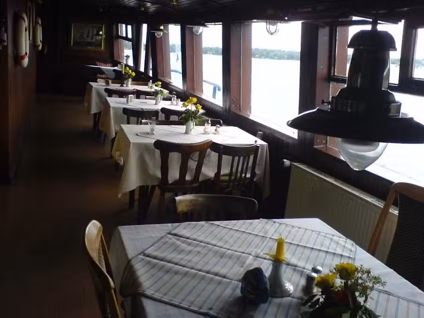 Alte Liebe Restaurantschiff