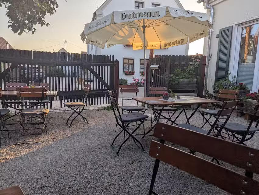 Alte Wagnerei &ndash; Biergarten & Uriges Wirtshaus