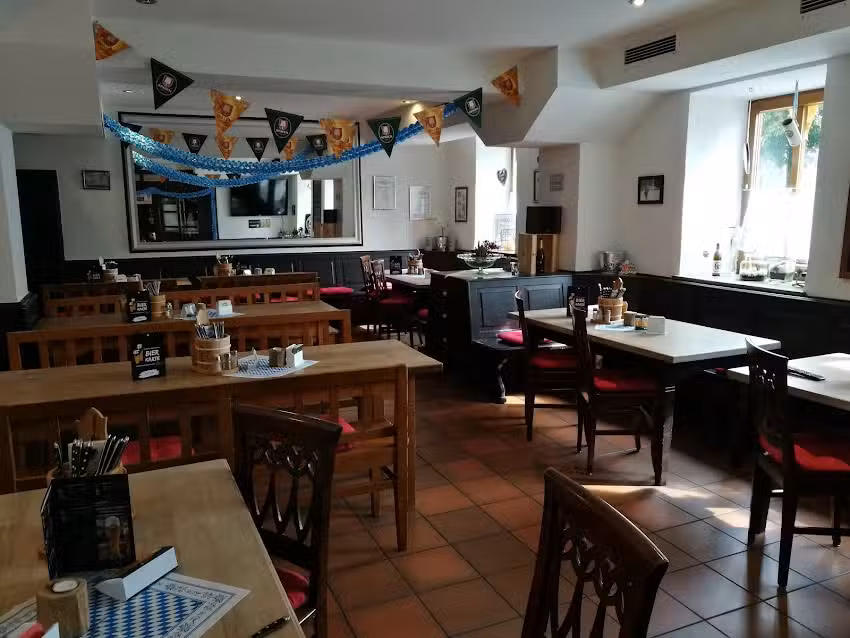 Alter Wirt Putzbrunn