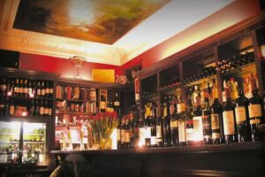 AMARANTO Tapas & Vino