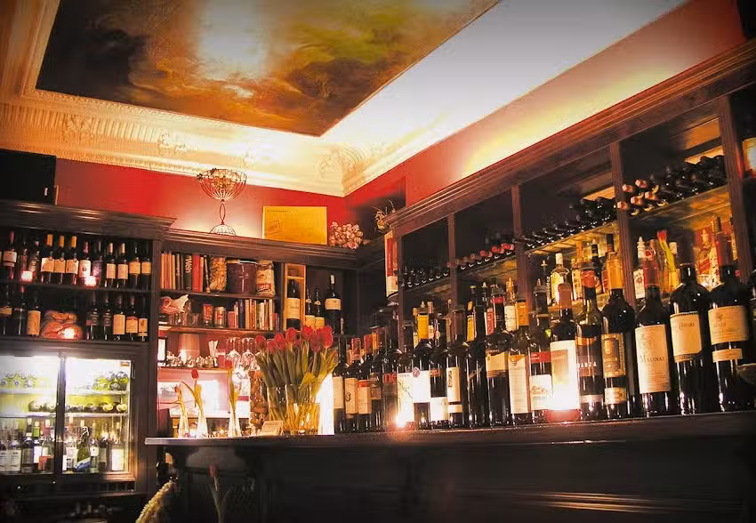 AMARANTO Tapas & Vino