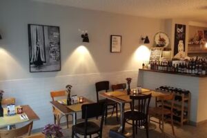 Ambar Bistro