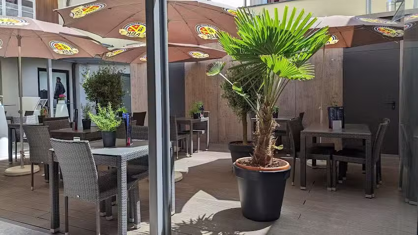 Amici &ndash; Bar, Caf&eacute;, Cucina