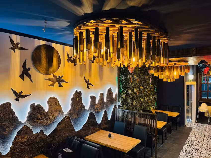 Anan Fine Sushi & Asian Cuisine