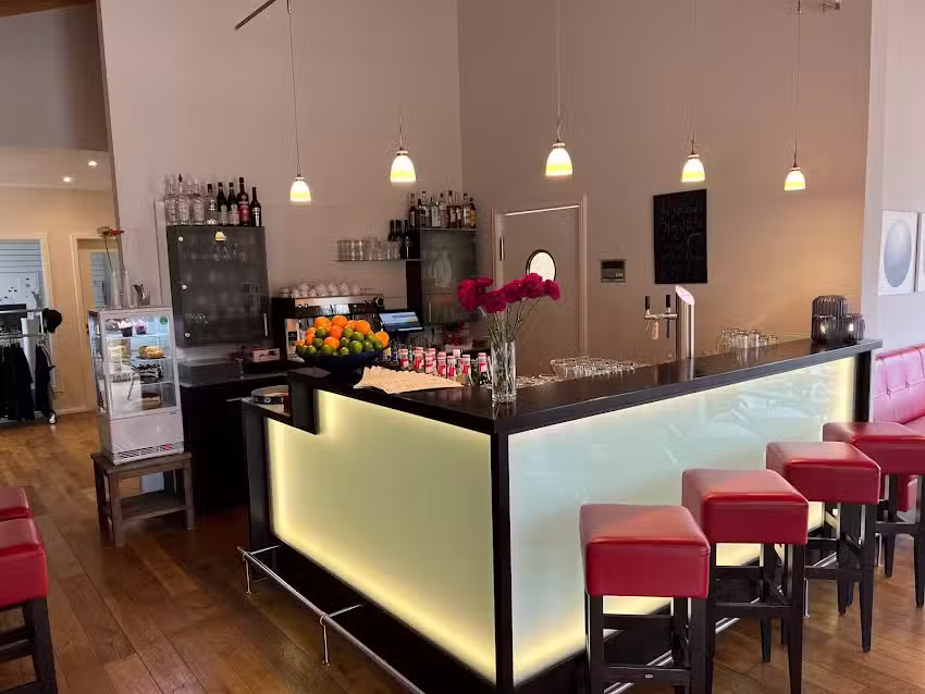 Andr&eacute; Stielicke Nineteen