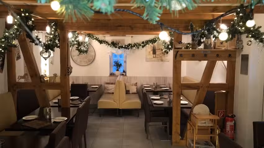 Anja’s Café Petit