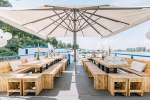 Aqua auf dem Rhein Roxy