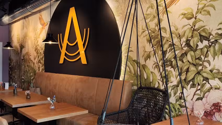 Areia Poke Bowls