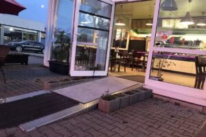 Ariya Bistro
