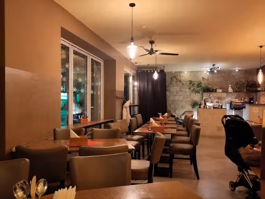 Arjun&rsquo;s Bistro Lieferservice