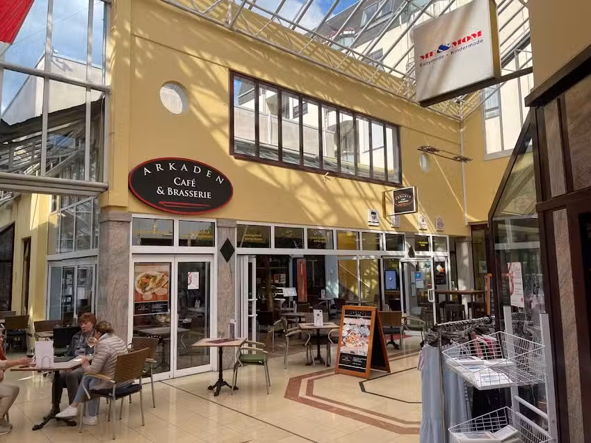 Arkadencafe & Brasserie