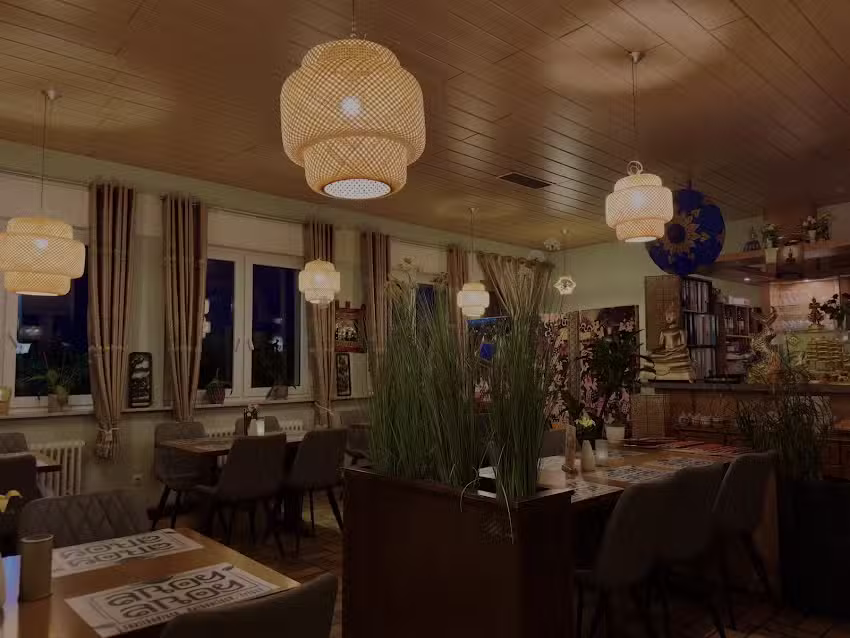 Aroy Aroy Thai Restaurant & Lieferservice
