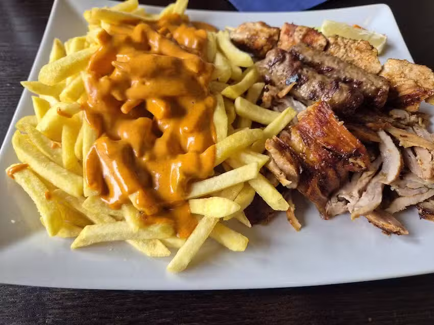 Artemis Gyros Center