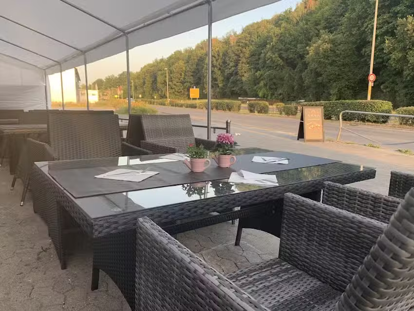 Arya – Restaurant – Lounge – Bar