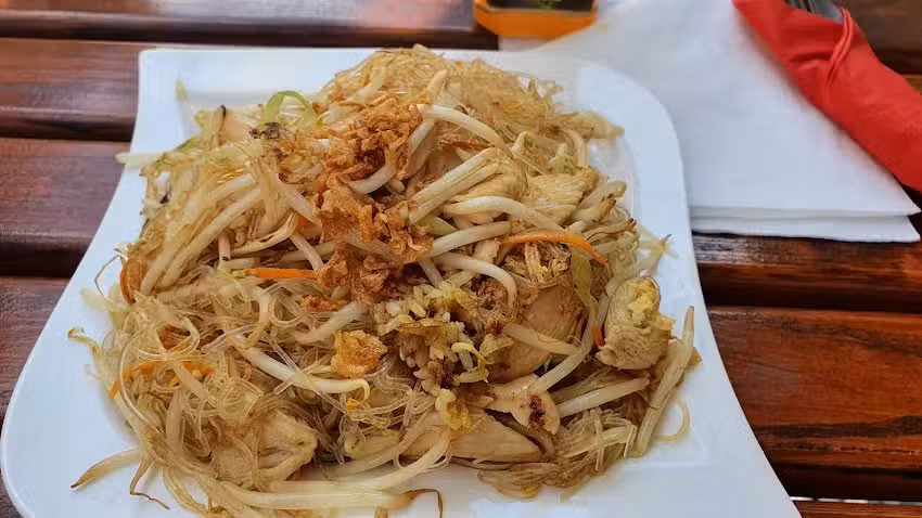 Asia Bistro Hoang Cung