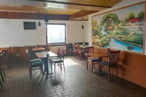 Asia Bistro Phi &ndash; Phi Manh Thang