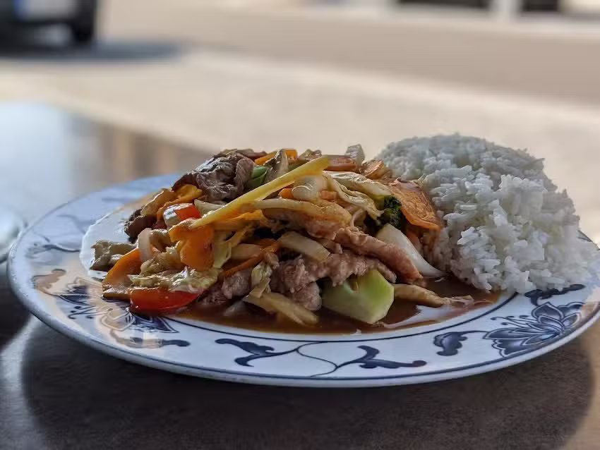 Asia-Imbiss To Wok