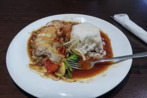Asia Oanh Wok
