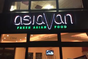 asiaVan R&uuml;sselsheim