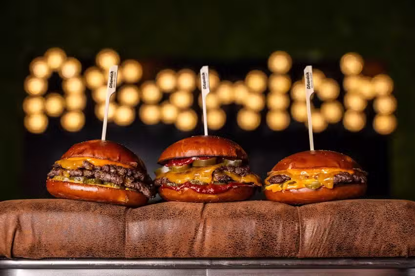 ATAWICH Smashburger Bahlenstra&szlig;e