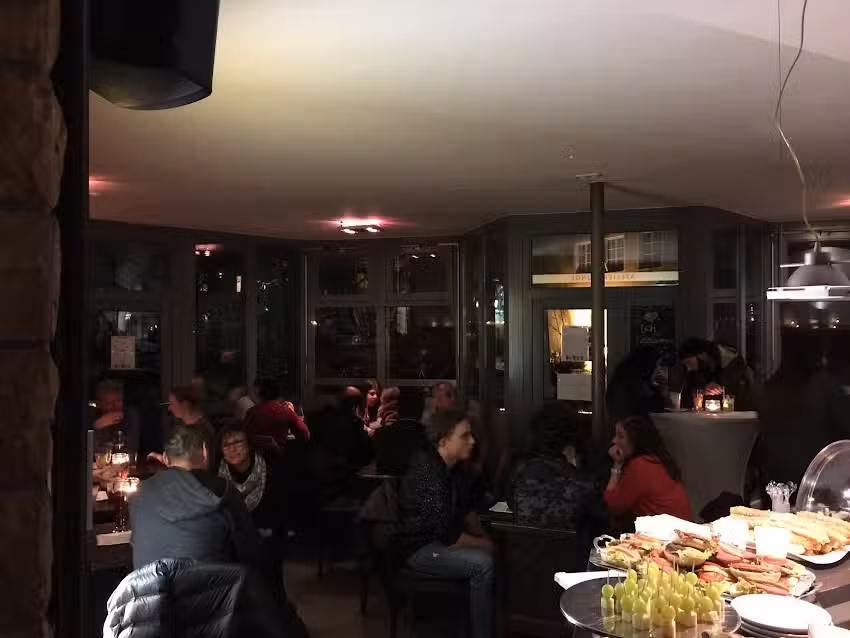 Atelier Caf&eacute; Bar Bistro