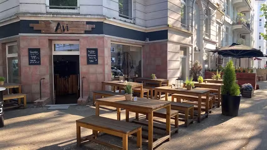 Avi &ndash; Kaffee & Proviant