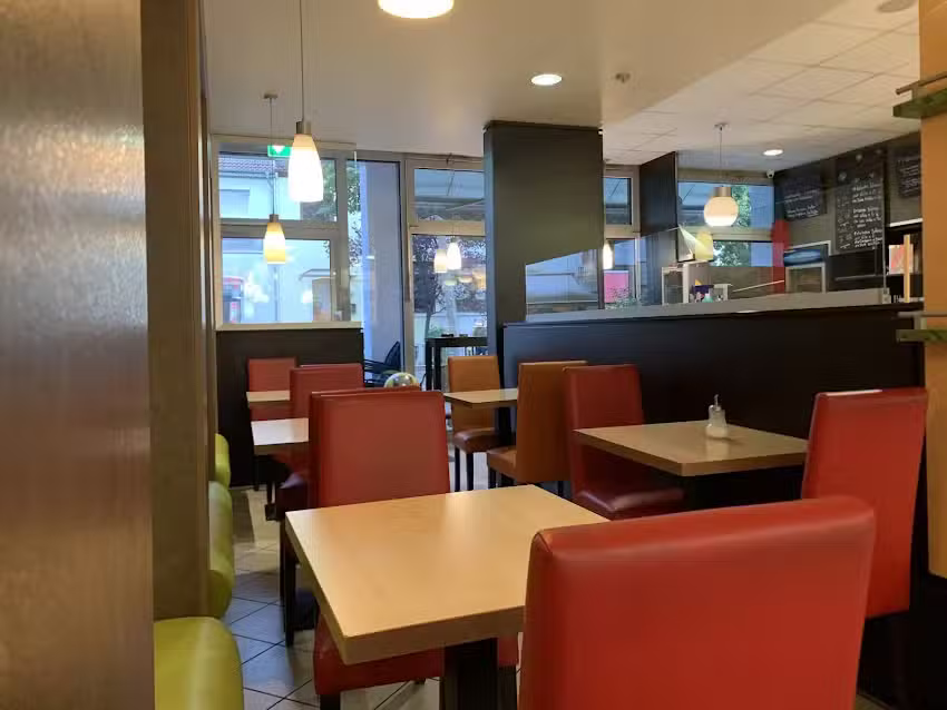 Aydogan Caf&eacute; & Backhaus