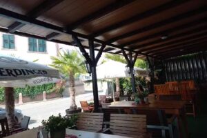 Azad Speisegastst&auml;tte