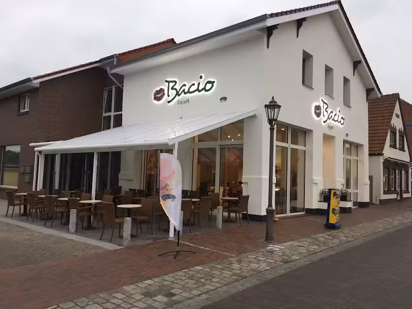 Bacio Eiscaf&eacute; & Pizzeria